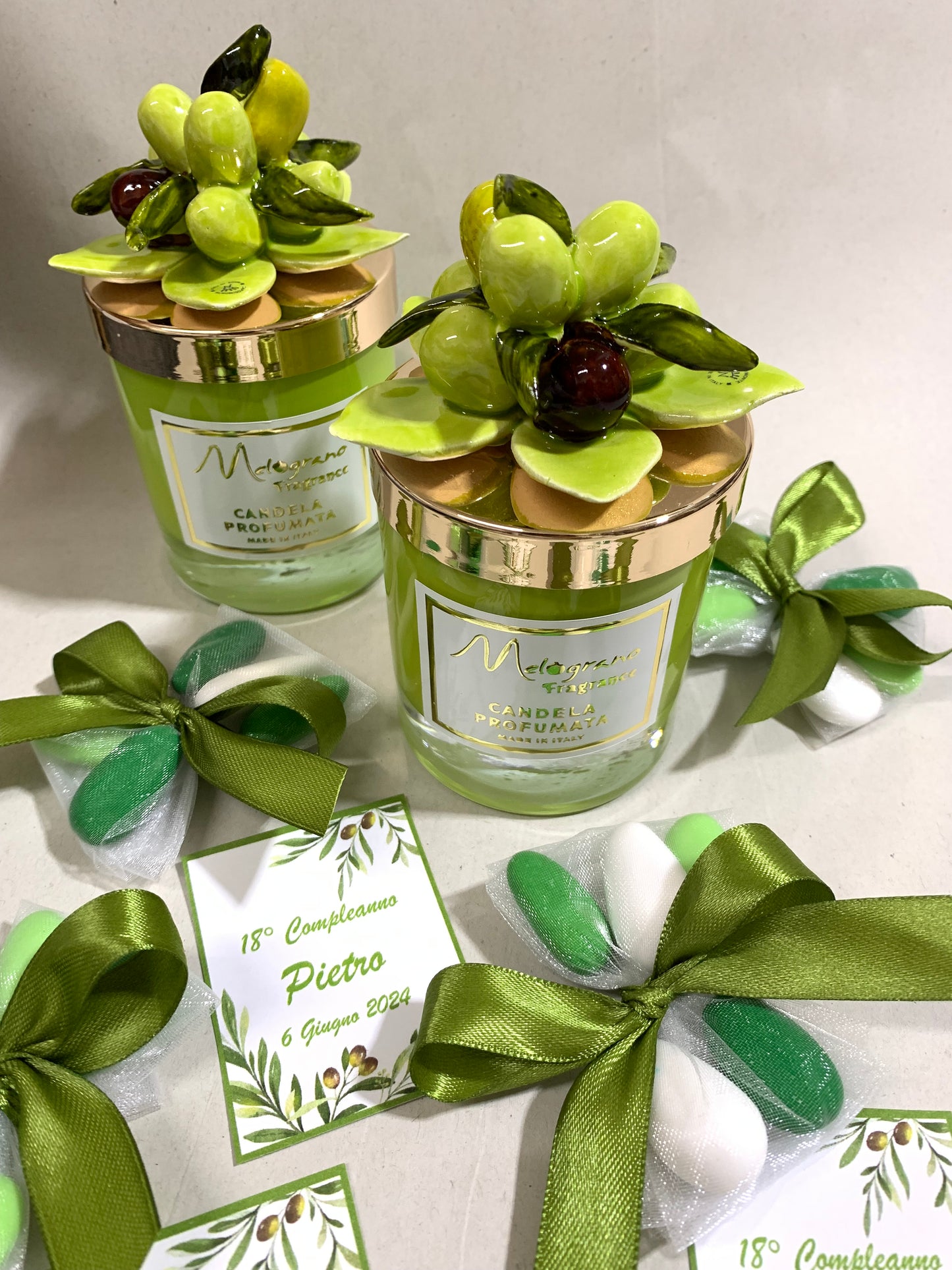 Candela vetro con tappo in ceramica olive