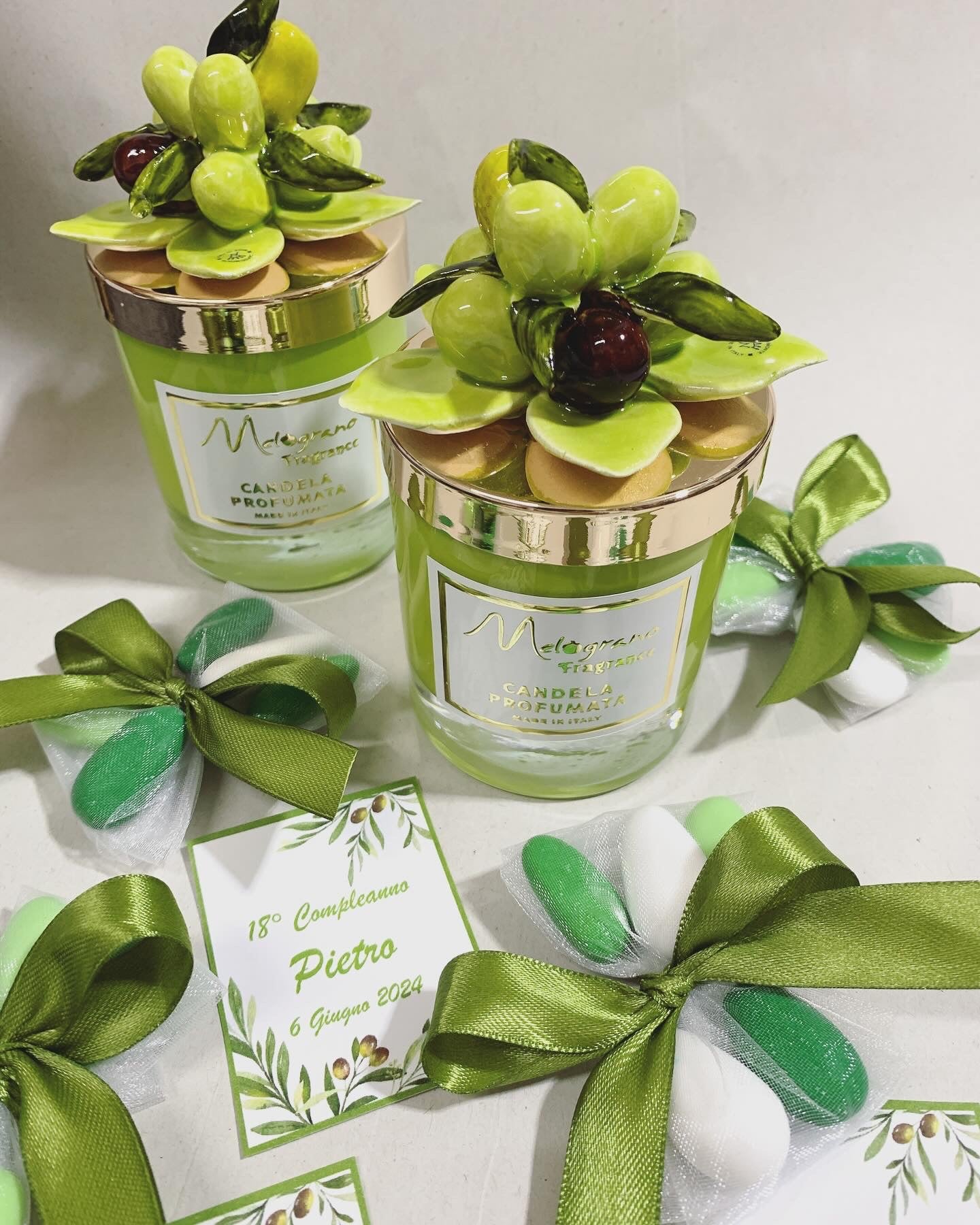 Candela vetro con tappo in ceramica olive