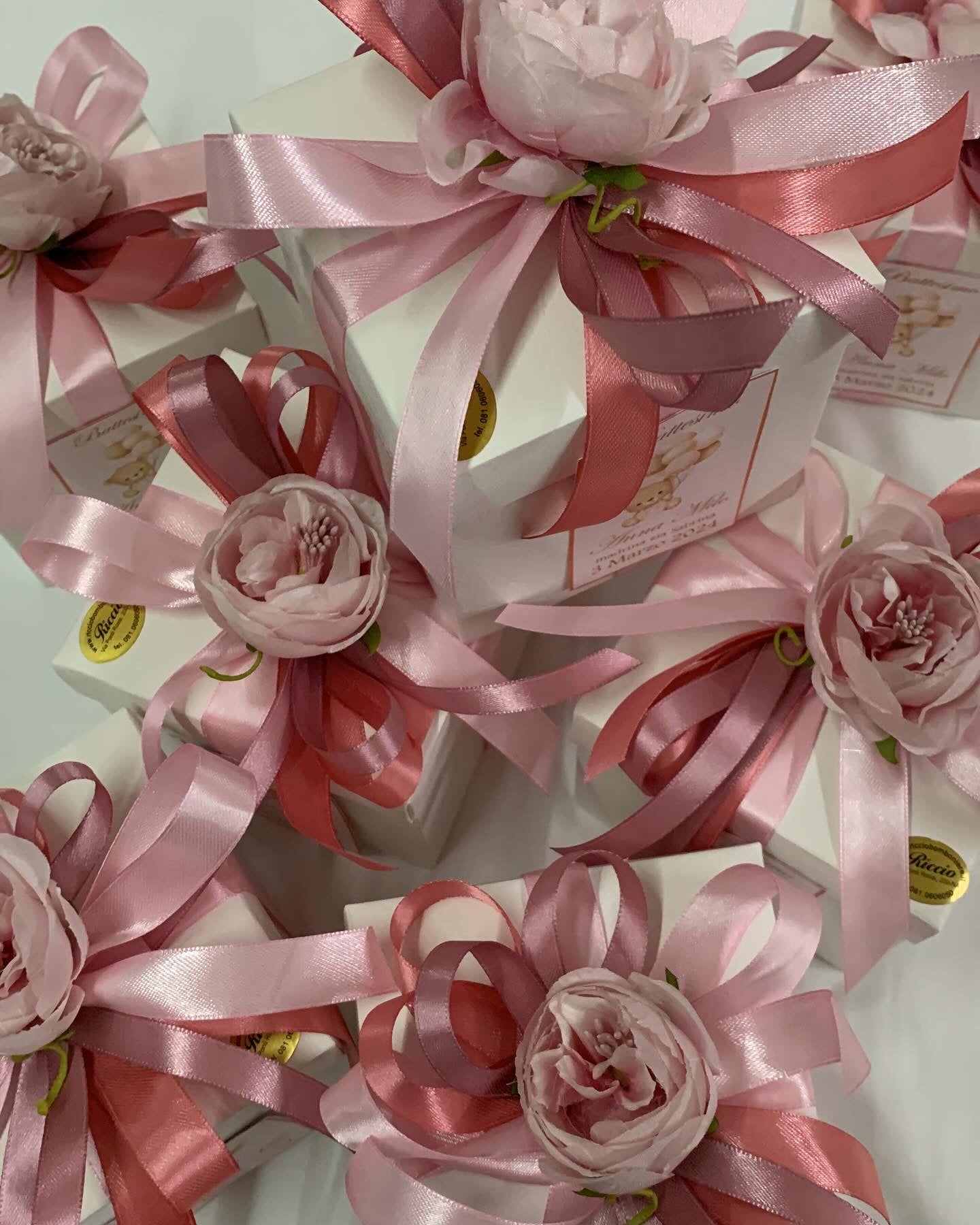 Orsetto led rosa confezionato in scatola