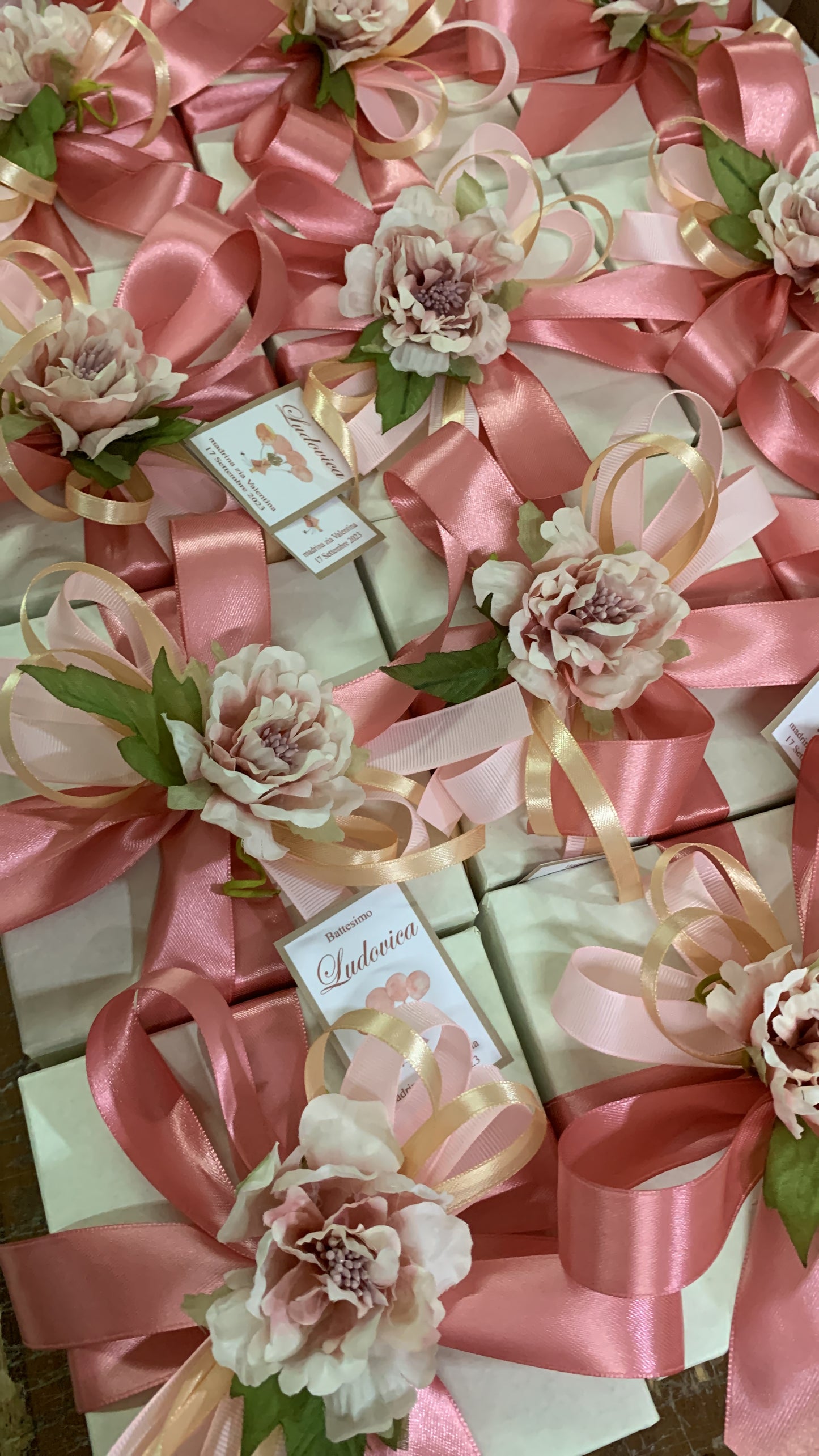 Palloncino in ceramica 10cm con rosa