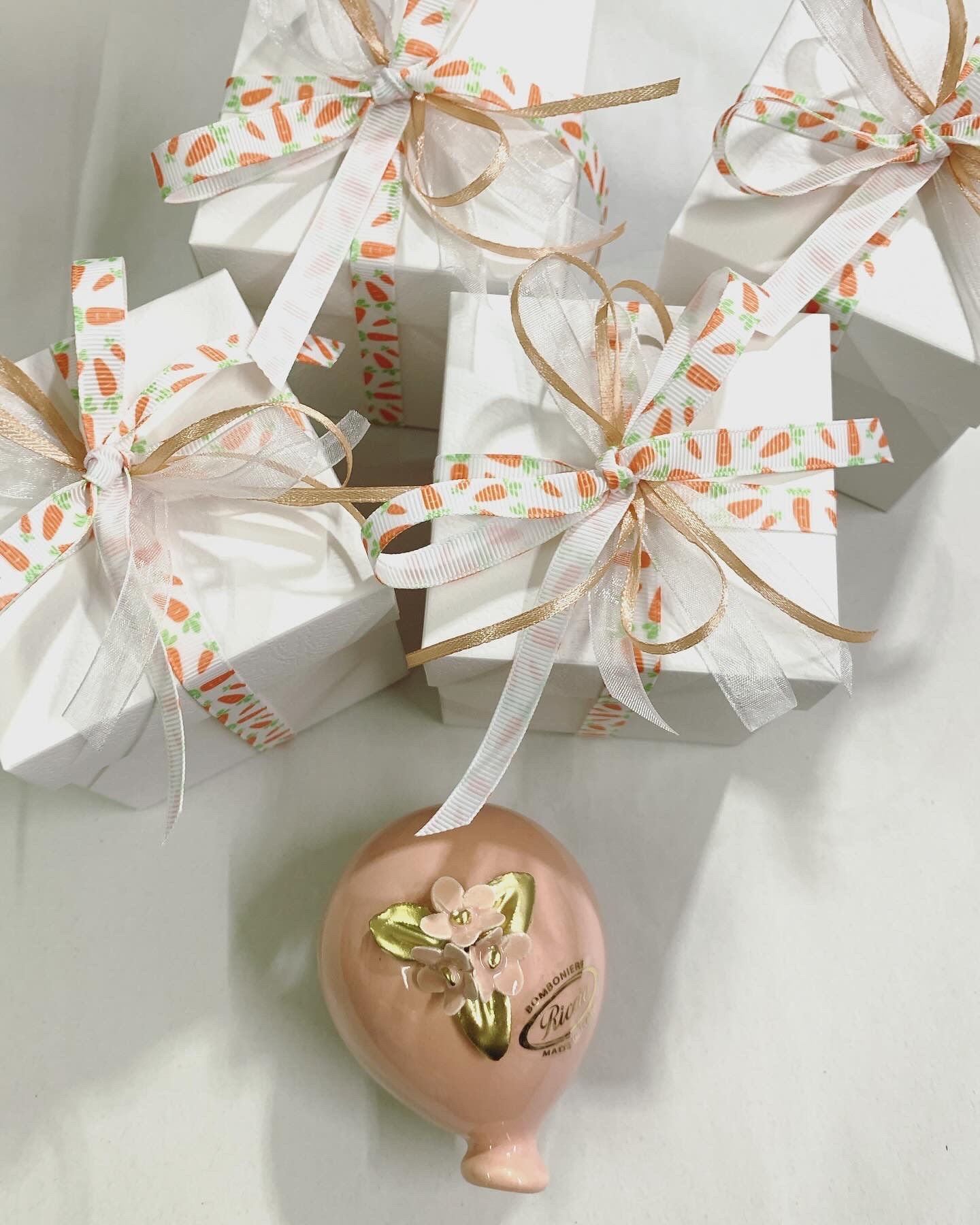 Palloncino fiorato confezione pasquale