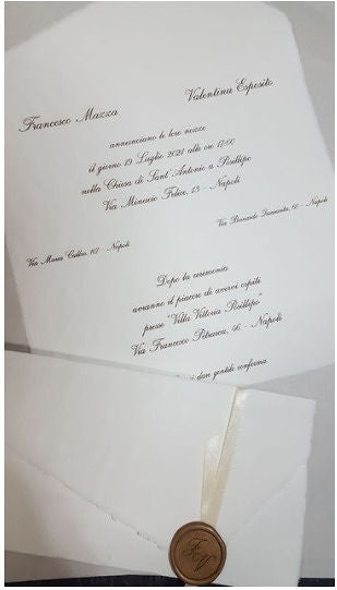 Partecipazione in carta Amalfi con sigillo e nastro a scelta