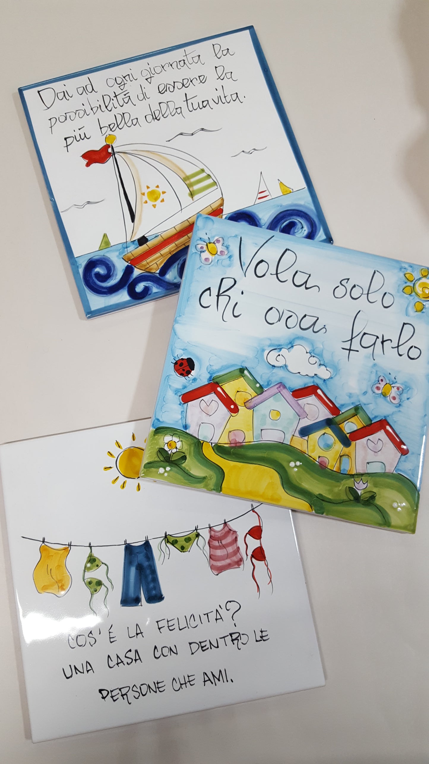 Tris mattonelle in ceramica vietrese