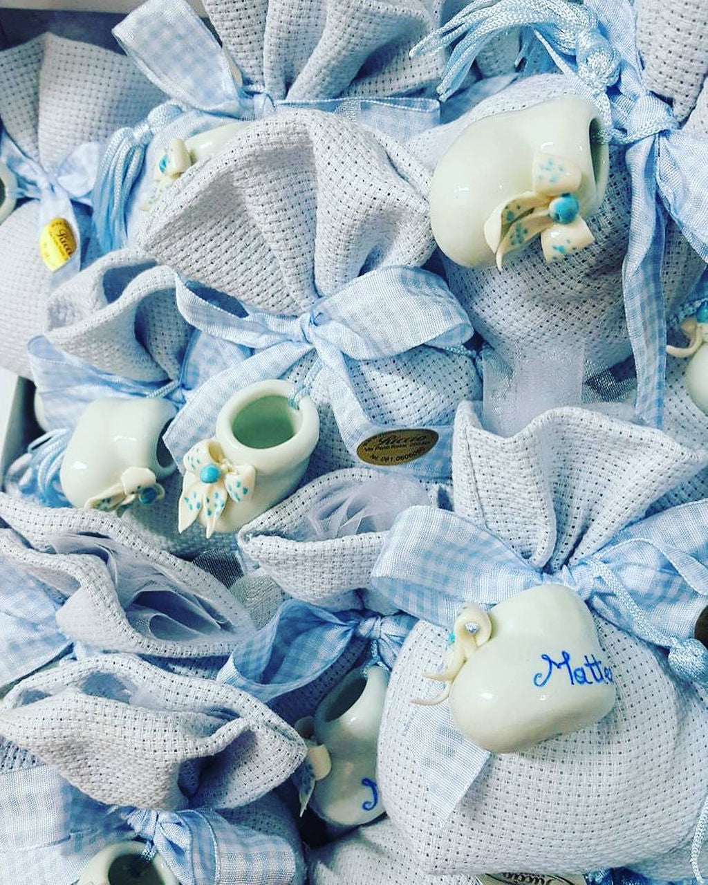 Scarpetta baby porcellana con nappina
