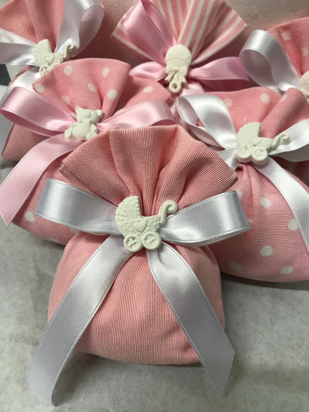 Sacchetto rosa/cielo con gessetto baby