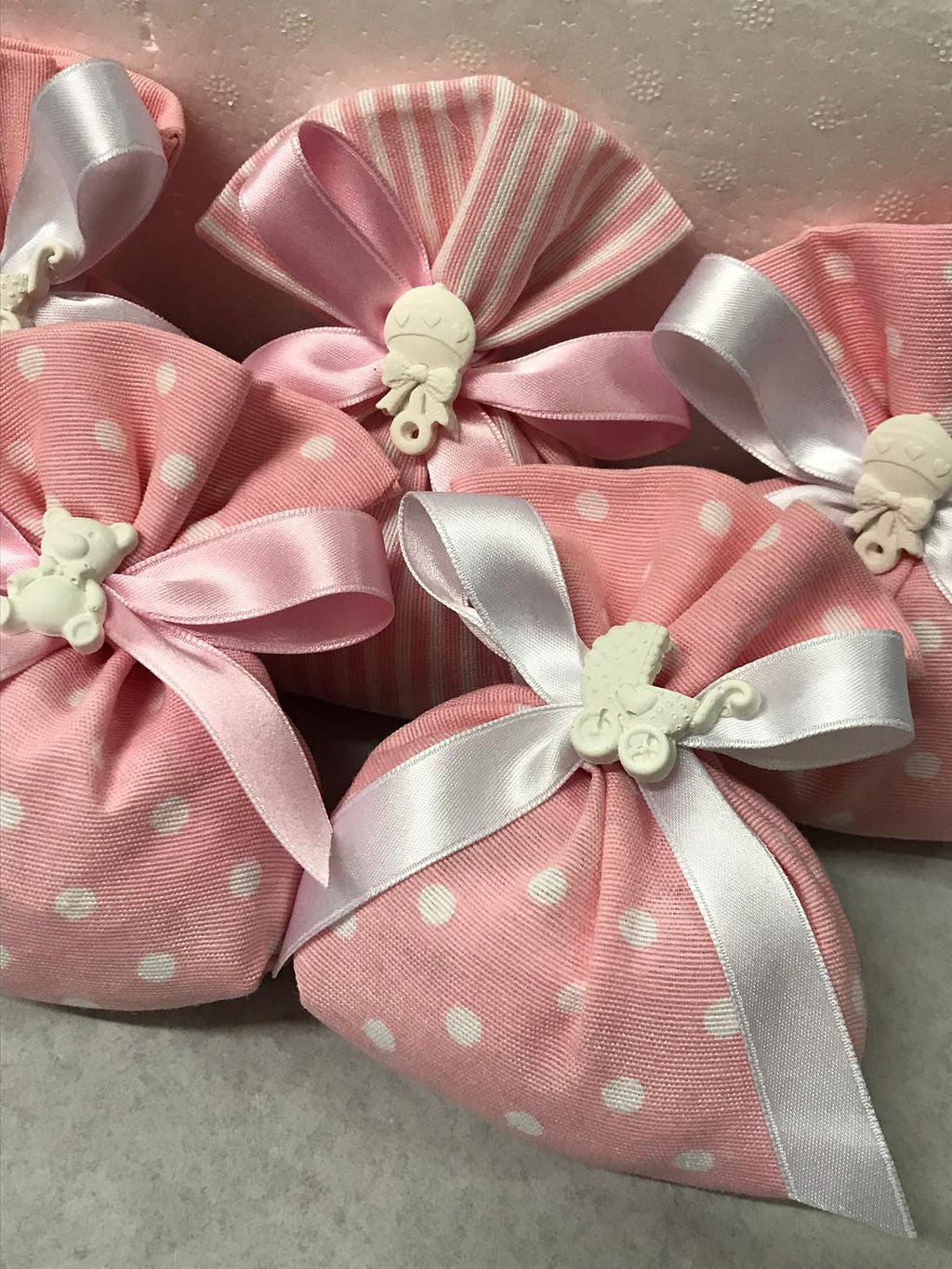 Sacchetto rosa/cielo con gessetto baby