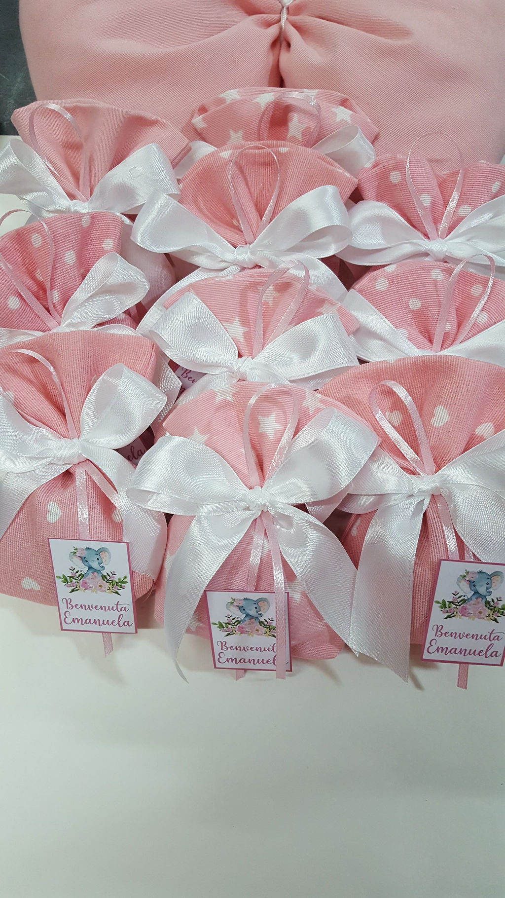 Sacchetto con fiocco e bigliettino