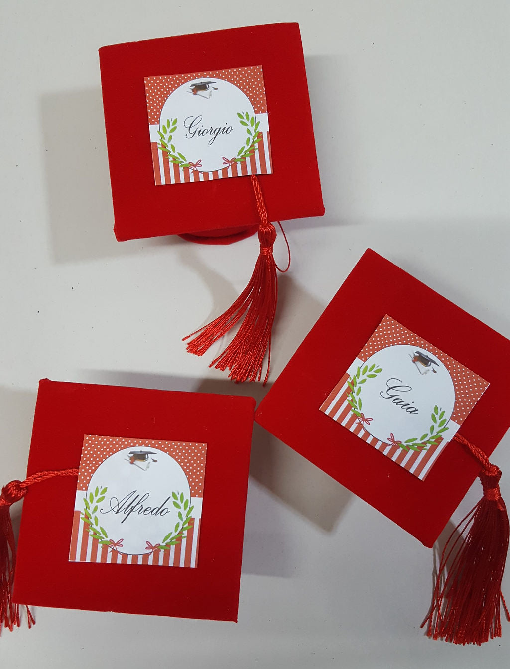 Tocco segnaposto rosso laurea
