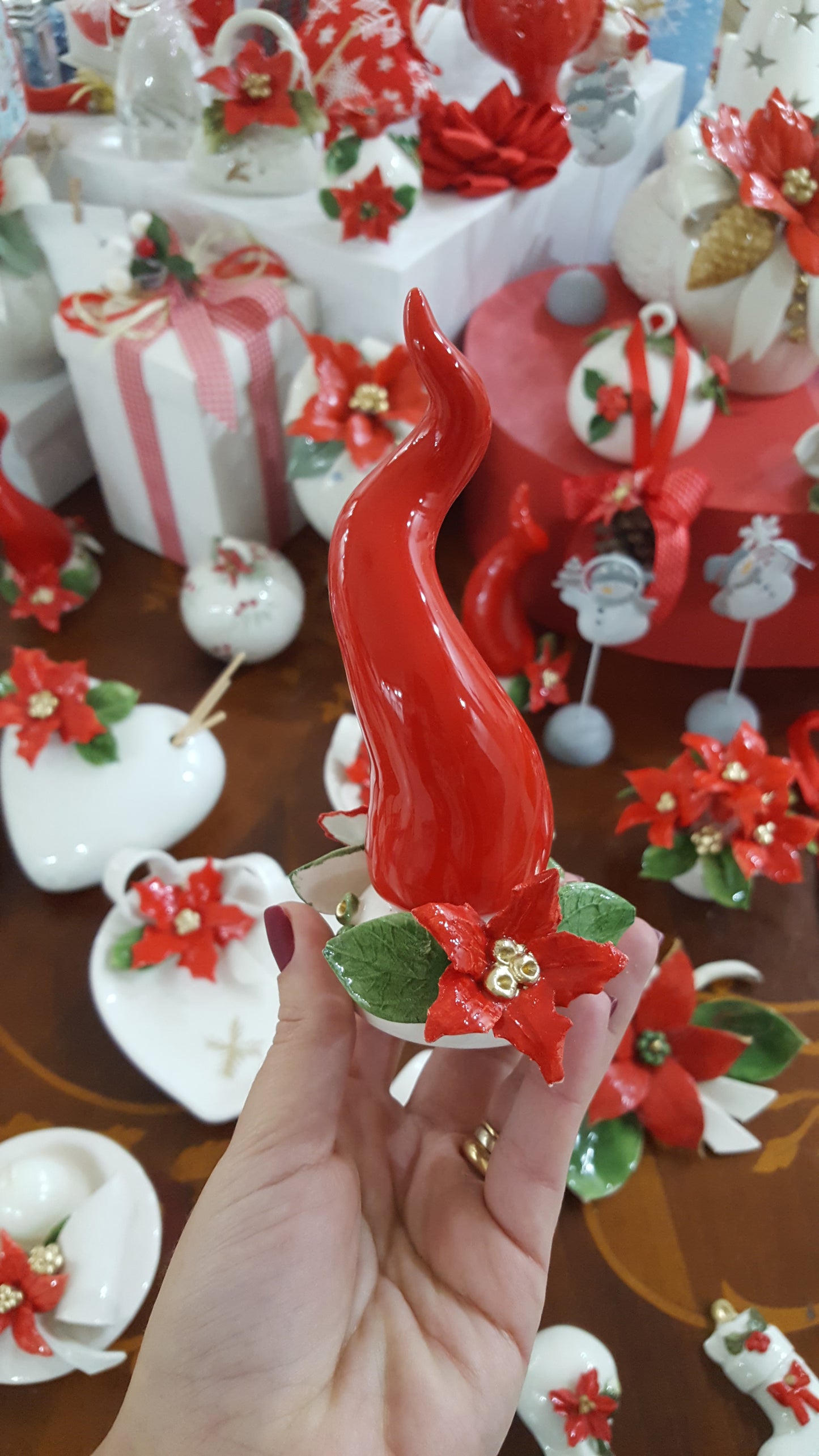 Corno natalizio rosso