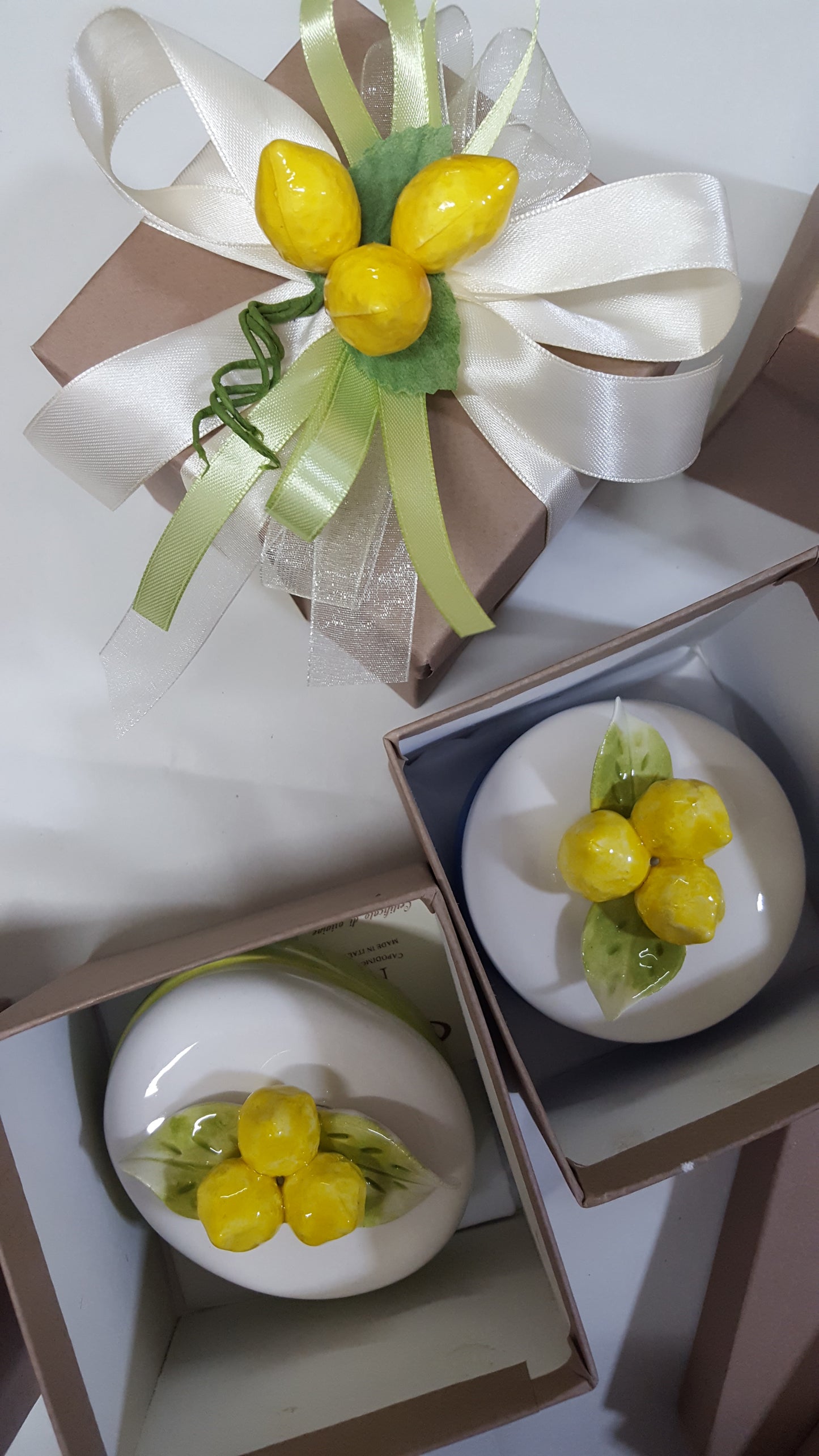 Cofanetto in ceramica con limoni