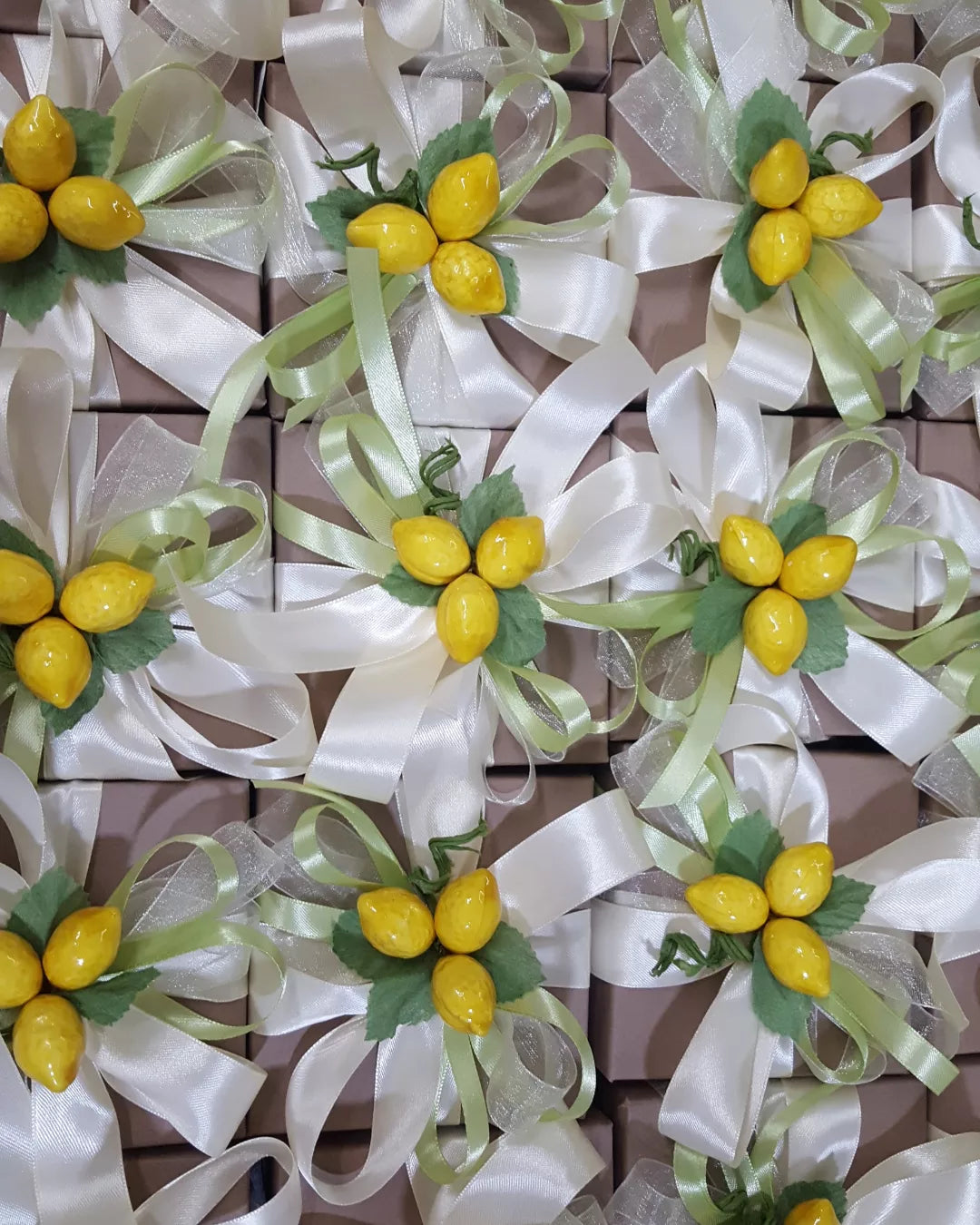 Cofanetto in ceramica con limoni