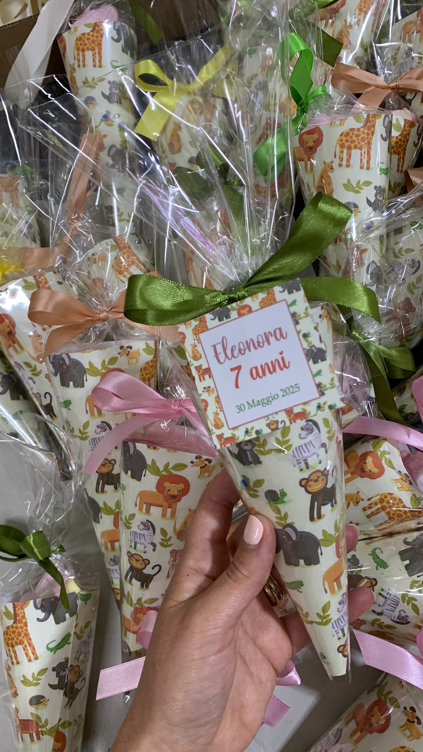 Conetto con grafica personalizzata per festa bambini