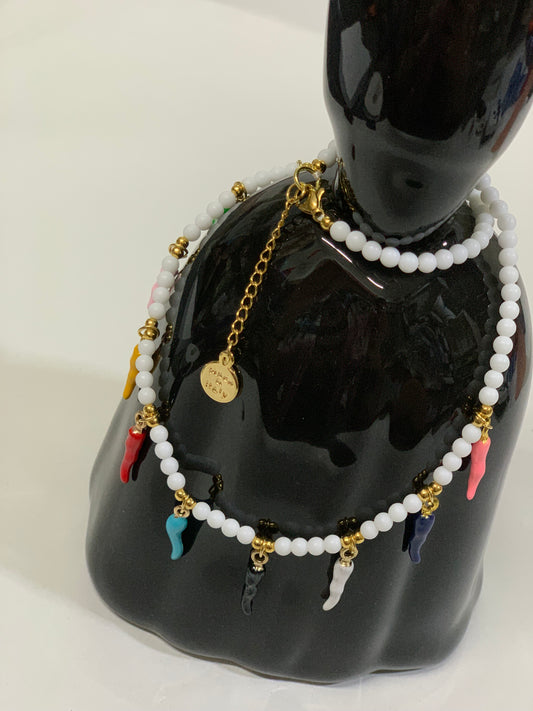 Collana con mini corni multicolor