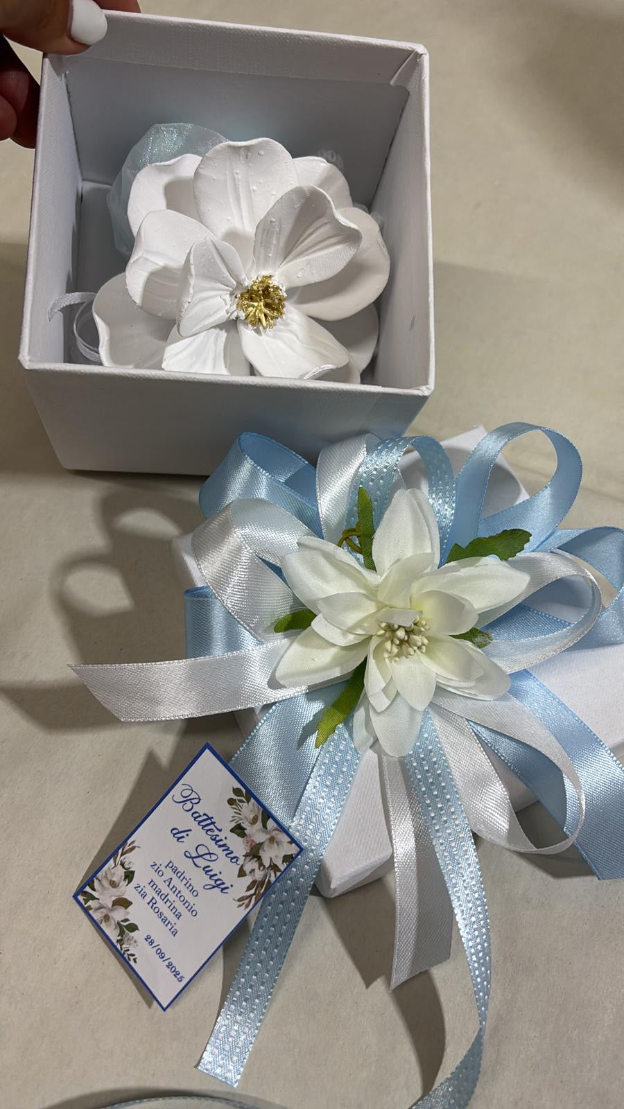 Fiore opaco 9cm in scatola confezione inclusa a tema