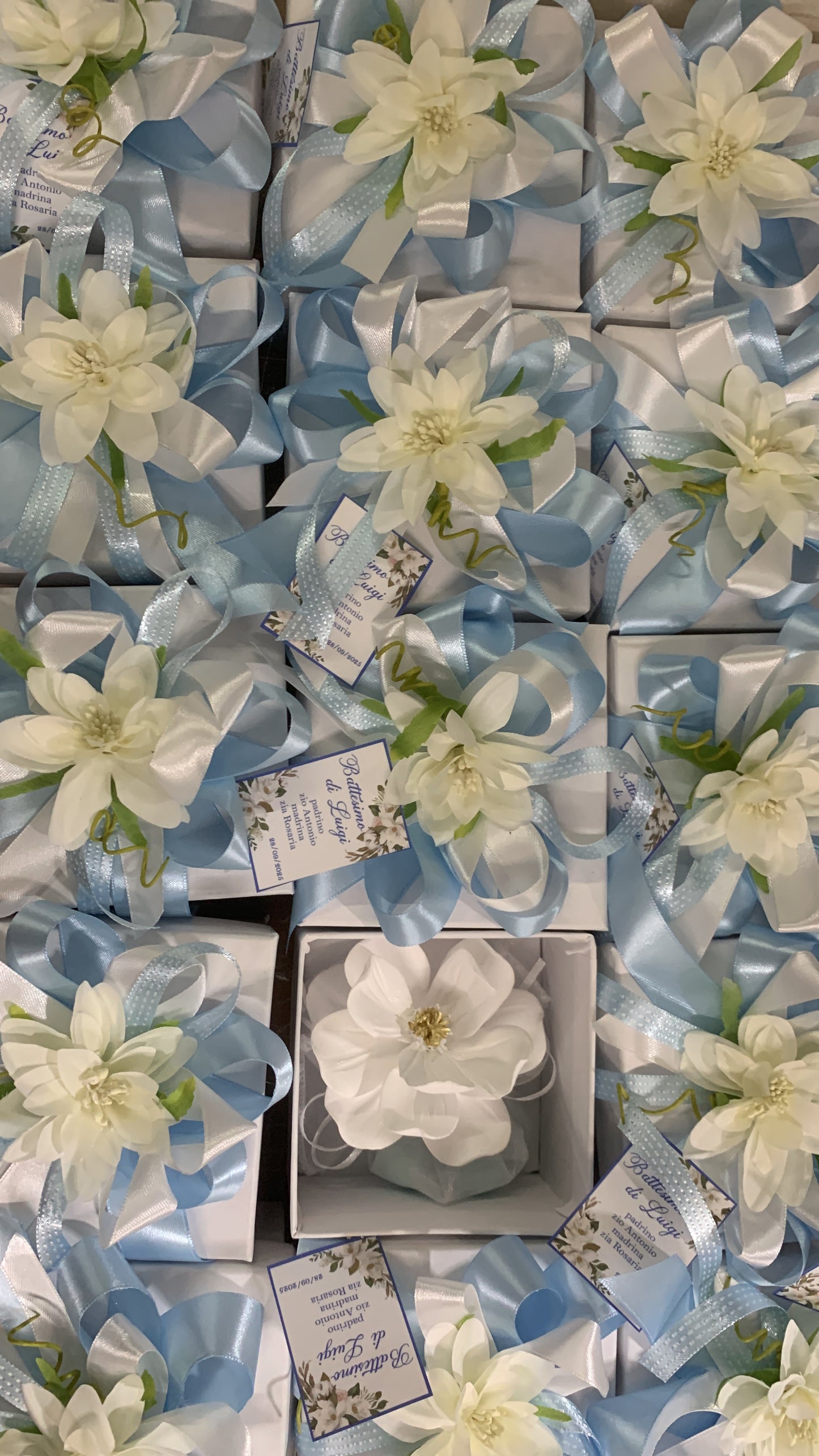 Fiore opaco 9cm in scatola confezione inclusa a tema