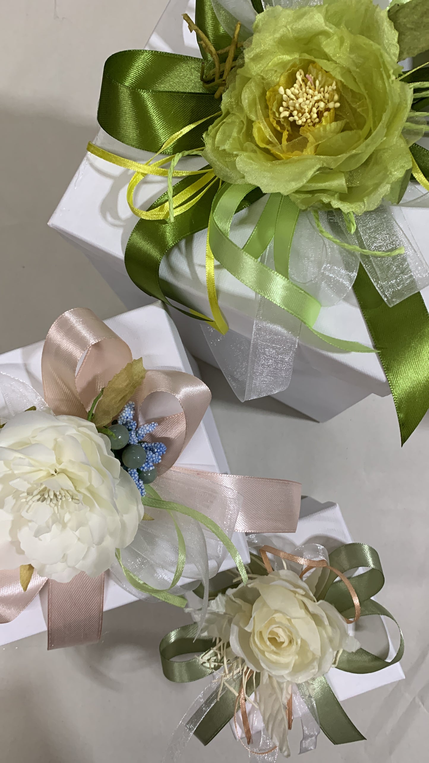 Uovo di Pasqua medio in ceramica