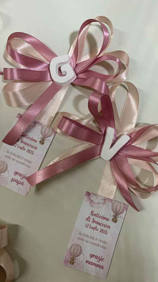 Segnaposto iniziale in gessetto con biglietto personalizzato