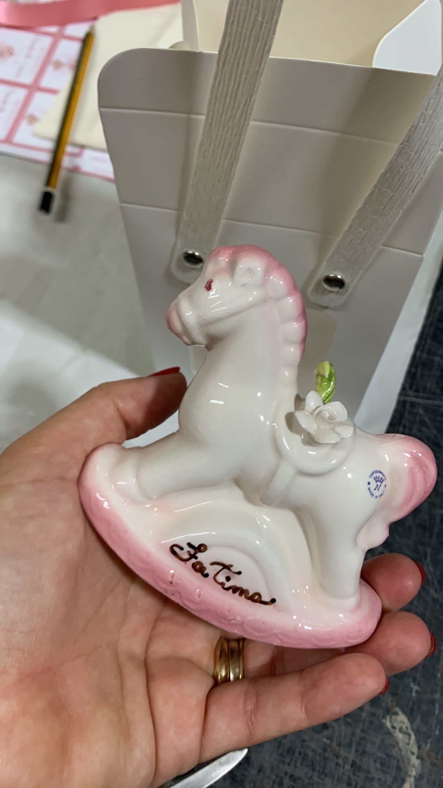Animaletti in ceramica orso gatto cavallo a dondolo in ceramica di Capodimonte