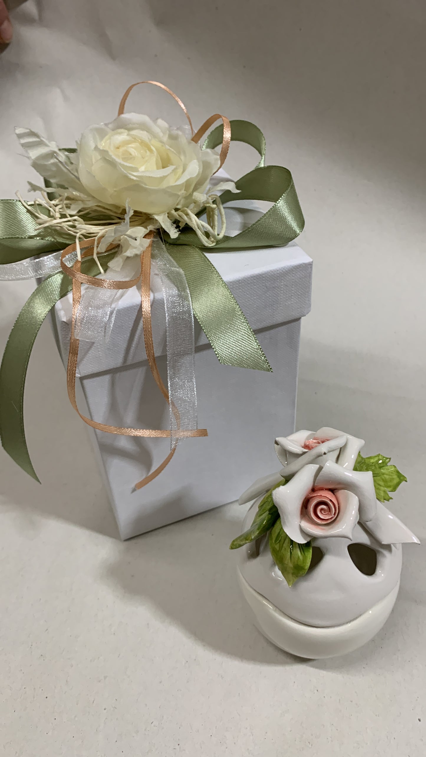 Uovo di Pasqua piccolo in ceramica