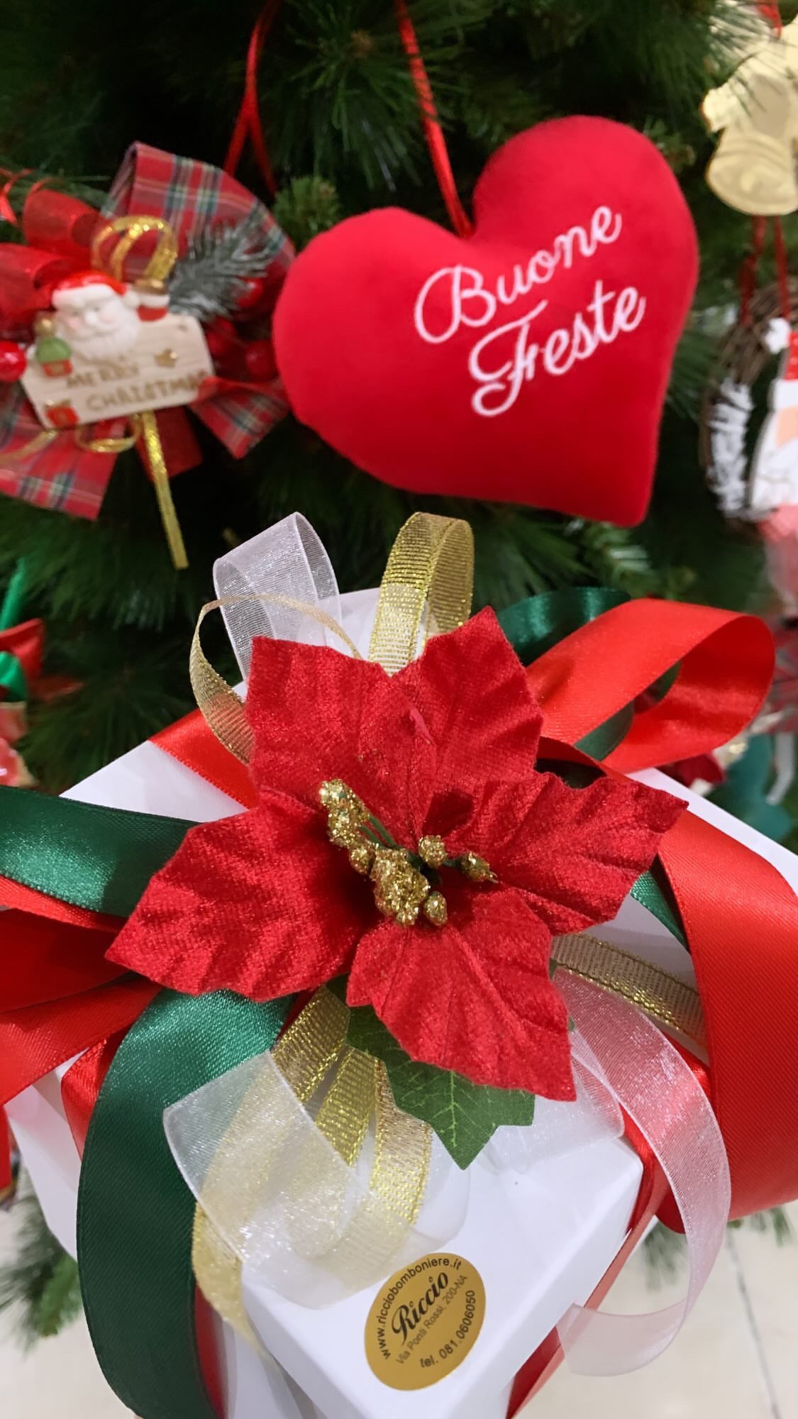 confezione natalizia grande e ricca