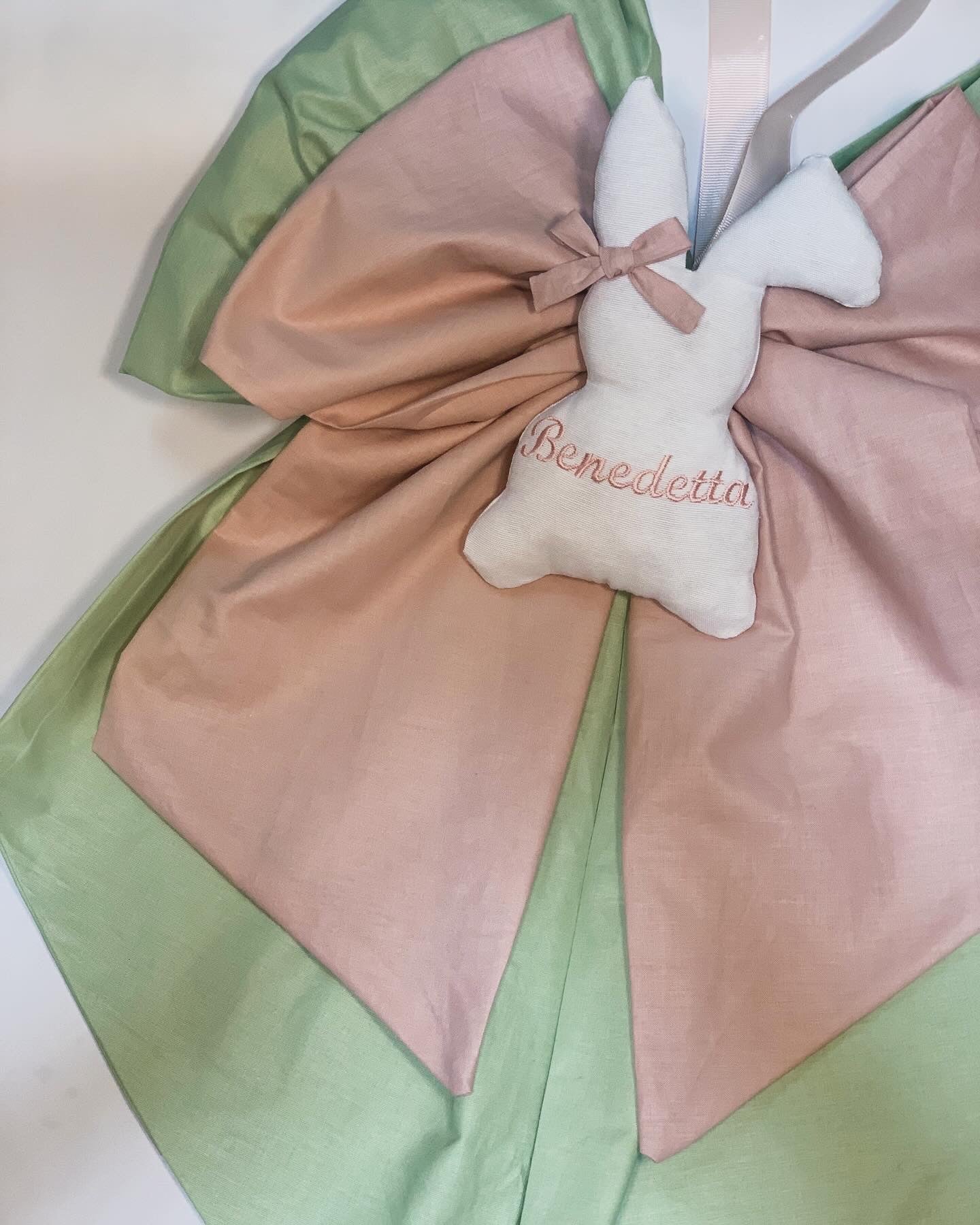 Nascita a tema coniglio: bomboniere, scatola cameretta, fiocco nascita, torta di pannolini