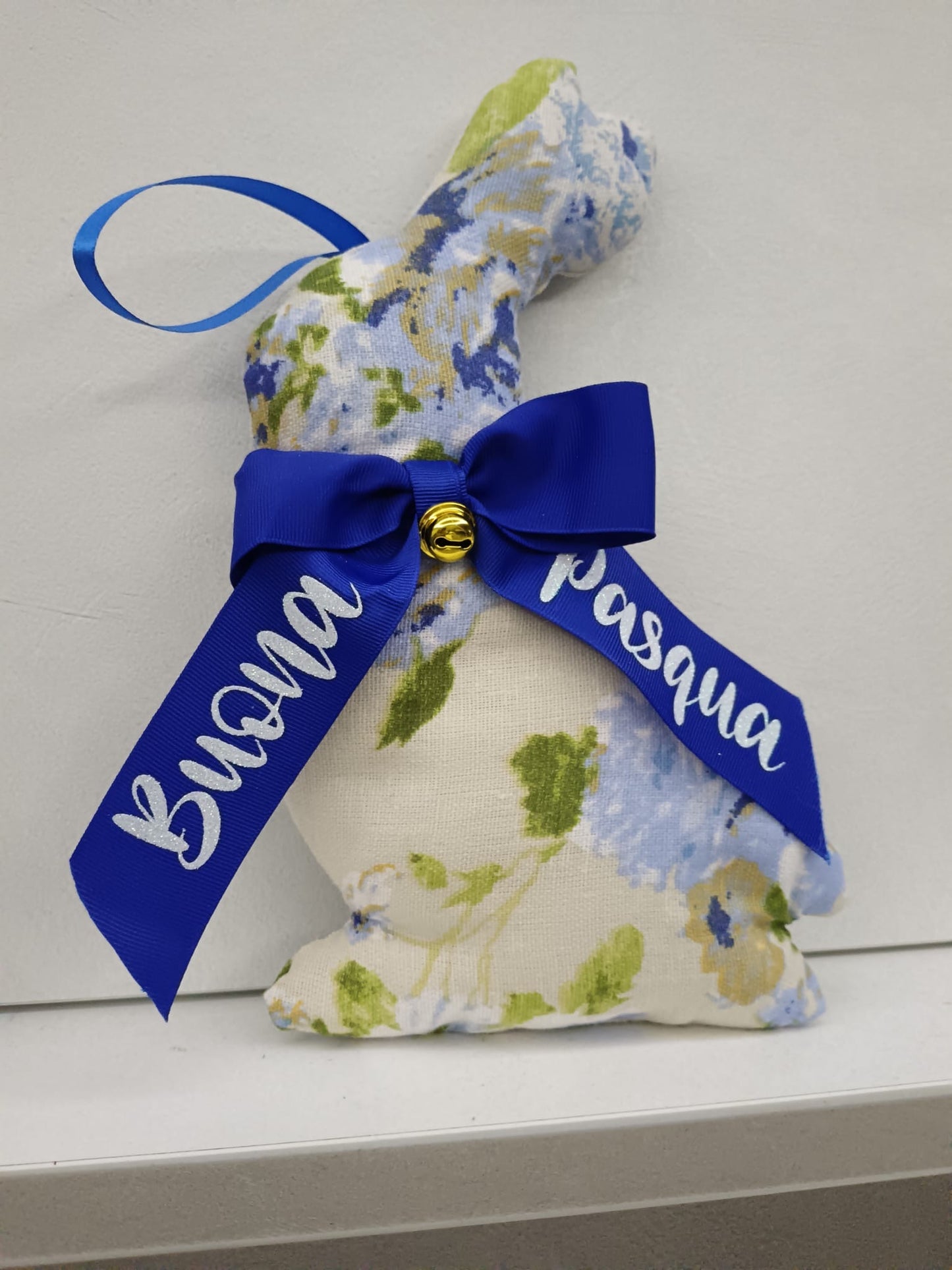 Coniglio Pasqua con scritta