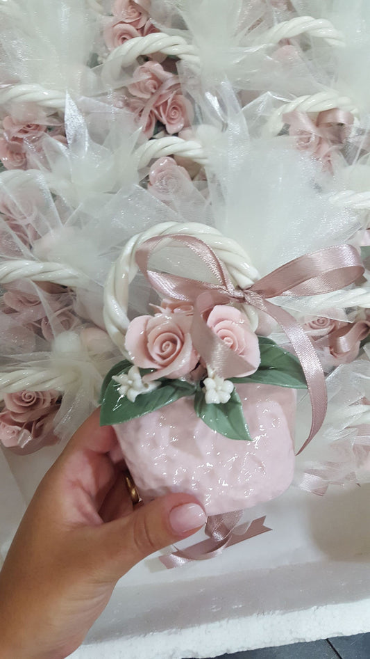 Borsetta con rose in porcellana di Capodimonte