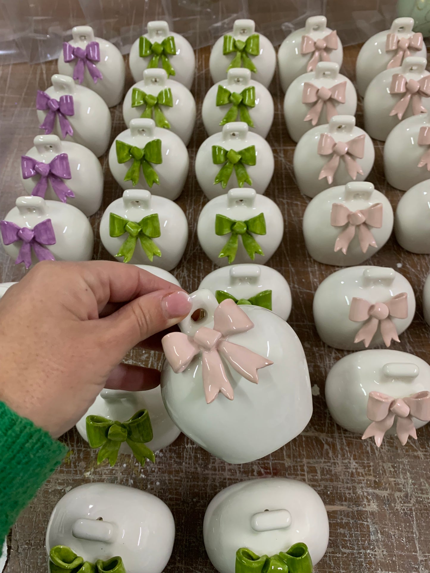 Campana 10cm con fiocco colorato