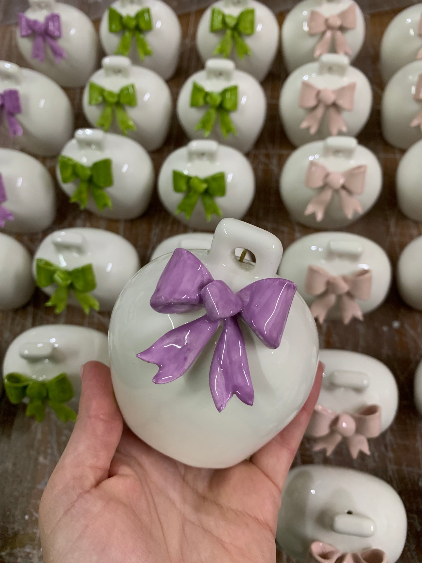 Campana 10cm decorata a mano con fiocco